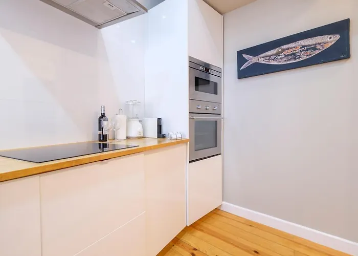 Cozy 1st Floor Flat Chiado District With Balconies And Ac 19th Century Building Lejlighed Lisboa