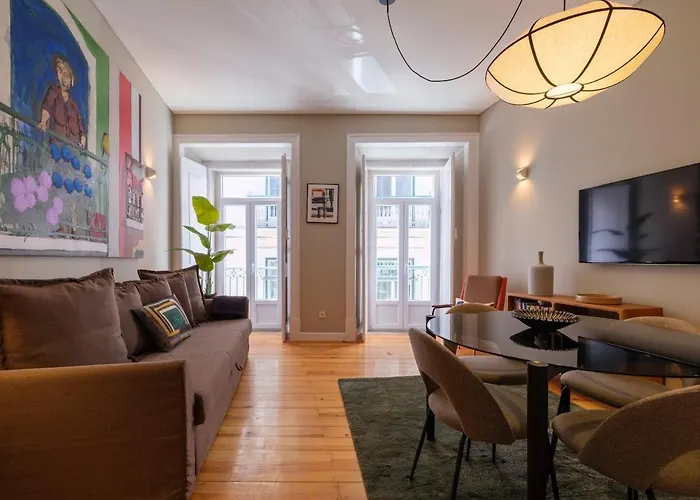 Cozy 1st Floor Flat Chiado District With Balconies And Ac 19th Century Building Appartamento *